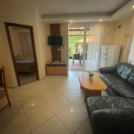 Apartmán Happy Sun Medences *