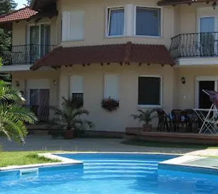 Happy Sun Medences Apartmán Siófok