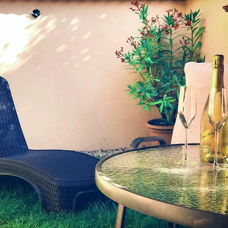 Happy Sun Medences Apartmán